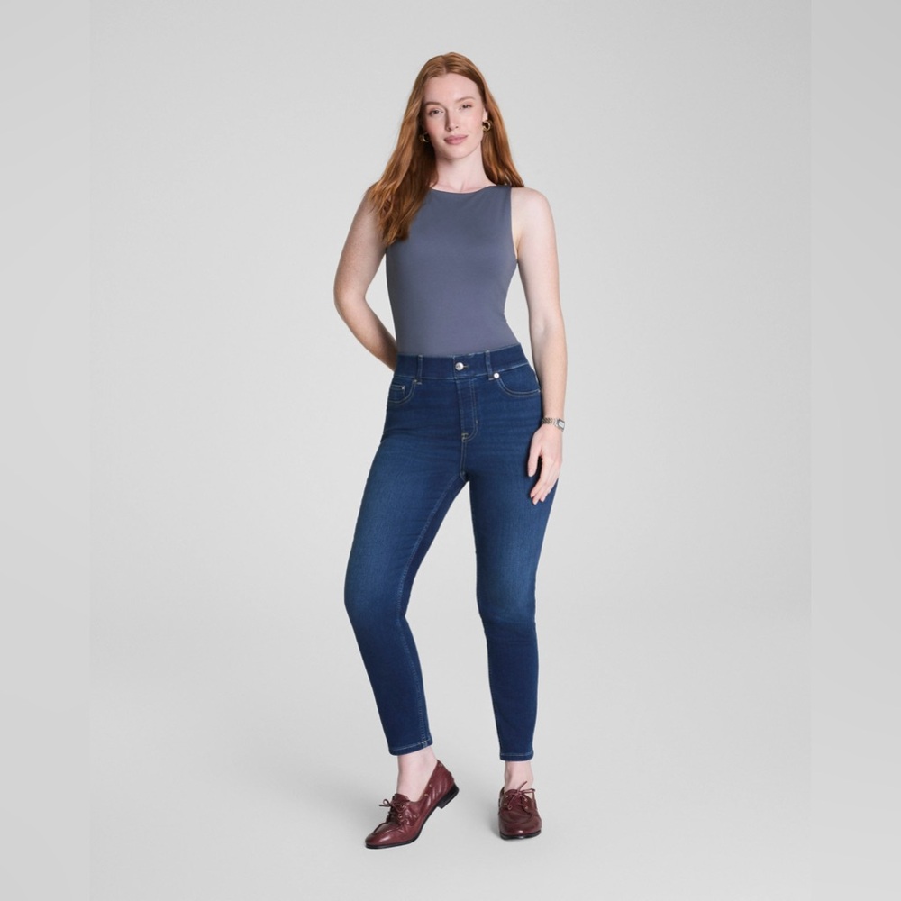 SPANX Ankle Skinny Jeans in Medium Dark Wash